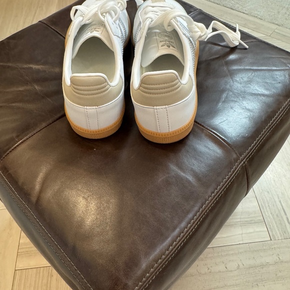 Adidas Samba   OG   "Metallic   White" - Picture 3 of 6